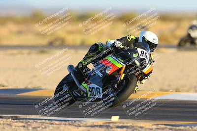 media/Nov-17-2024-CVMA (Sun) [[1fec520723]]/Race 18-Supersport Middleweight/